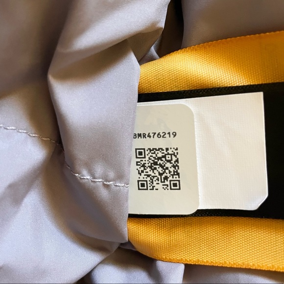 The North Face Women’s Arctic Parka Coat In Minimal Grey - Picture 8 of 9